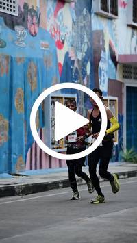 BIB:  <button type="button" onclick="openModal(28212234)" class="btn btn-primary btn-sm float-right" data-toggle="modal" data-target=".modal-high-quality">
                <i class="fa fa-download"></i> Download
                </button>